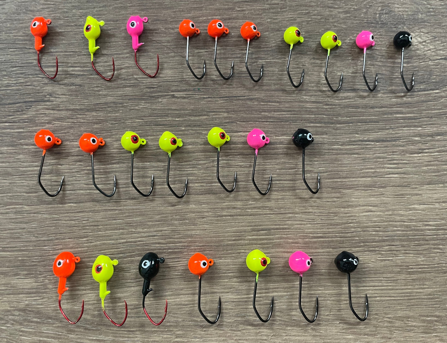 Jig assortment (collarless round head and walleye jig shape) included in kit